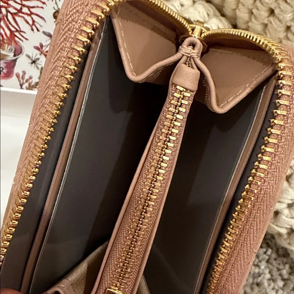 Dior Tan Nude Cannage Lady Dior Women's Wallet Brand New with Holiday Packaging